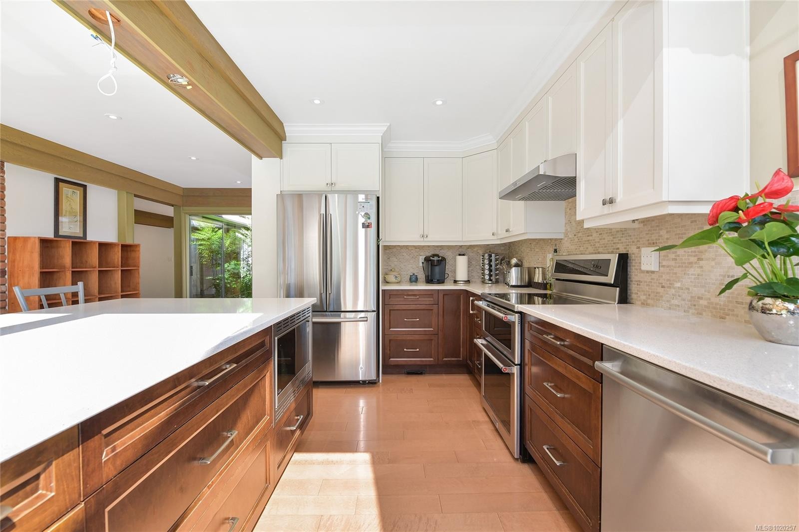 821 Dalkeith Ave, North Saanich, BC