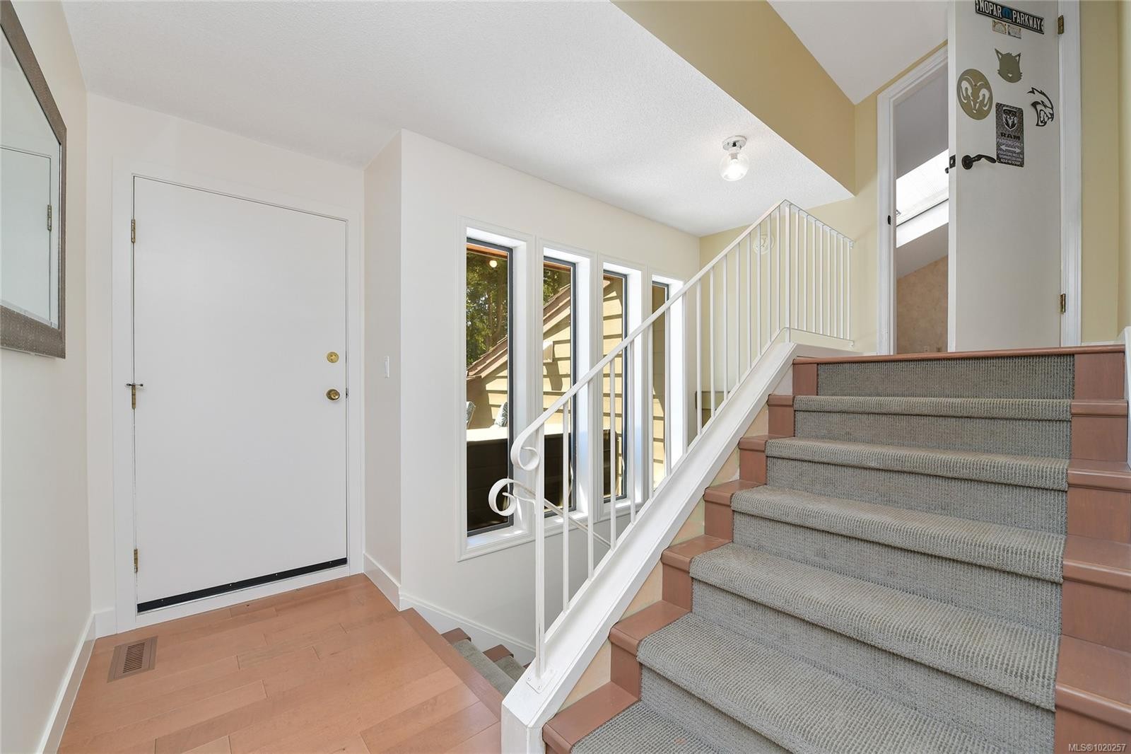 821 Dalkeith Ave, North Saanich, BC