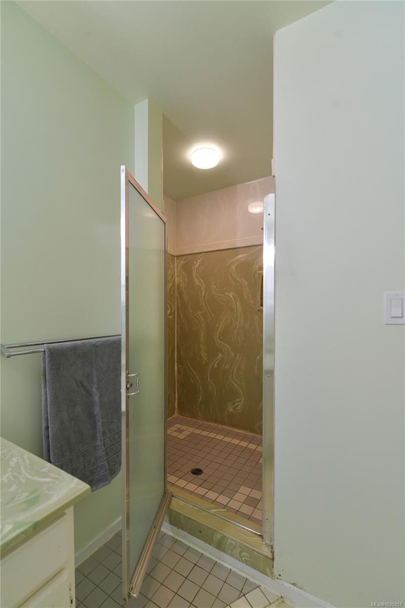 821 Dalkeith Ave, North Saanich, BC