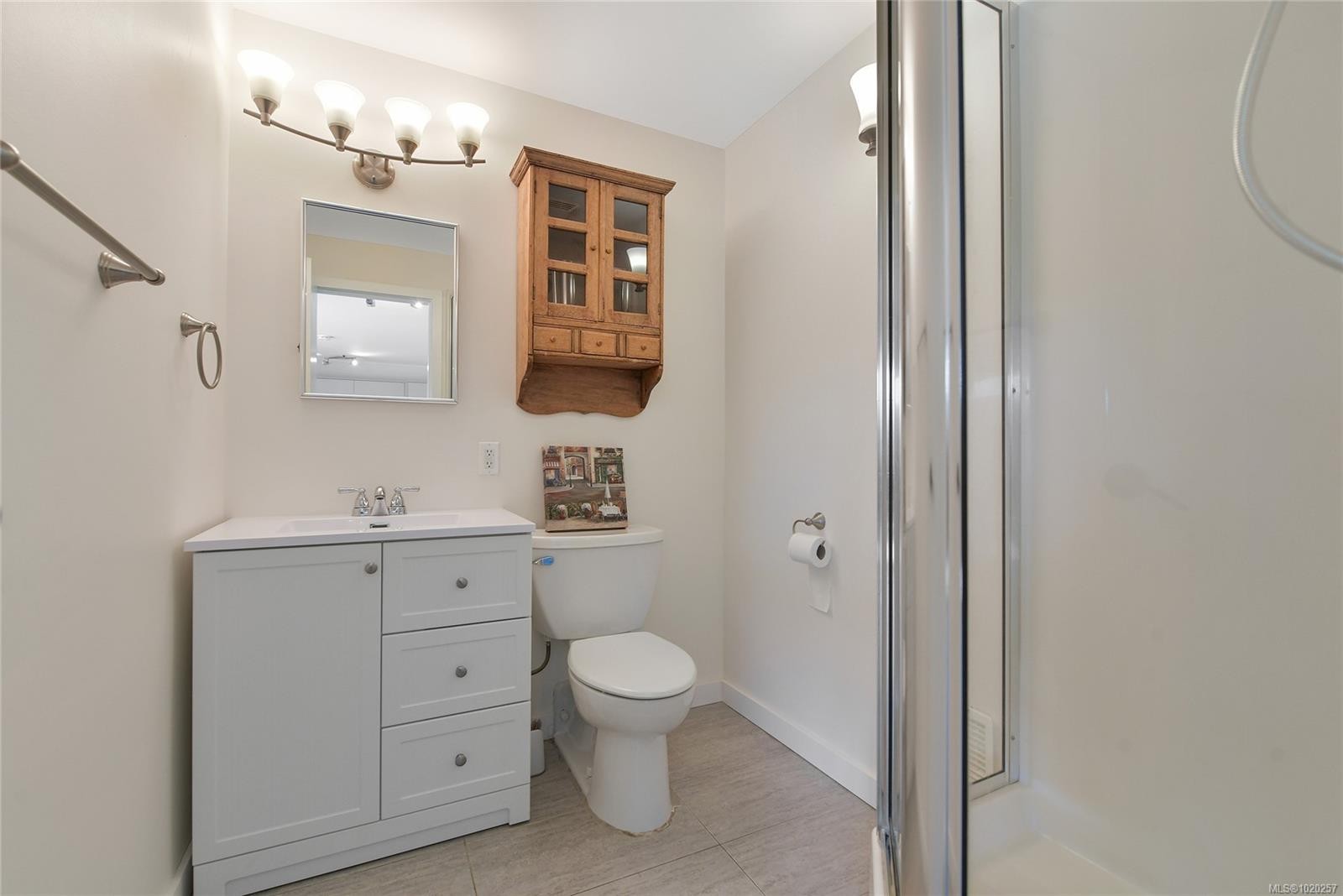 821 Dalkeith Ave, North Saanich, BC