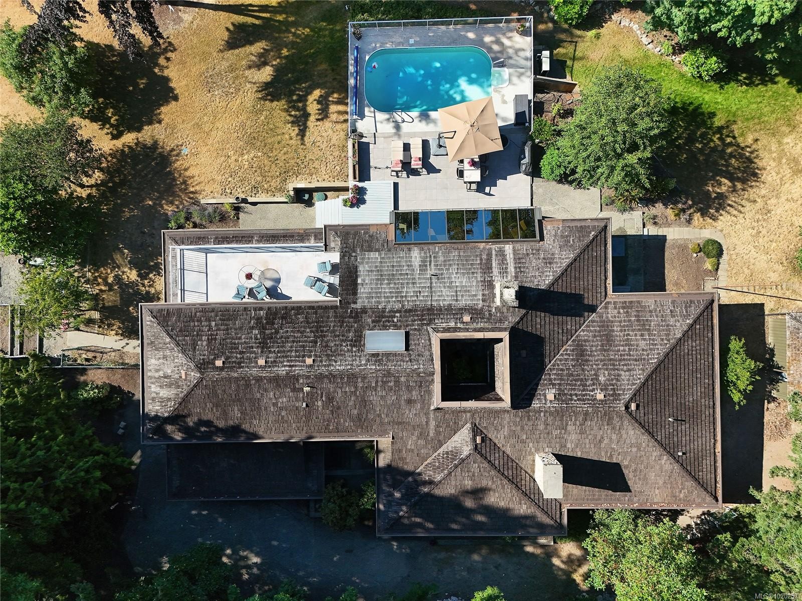 821 Dalkeith Ave, North Saanich, BC