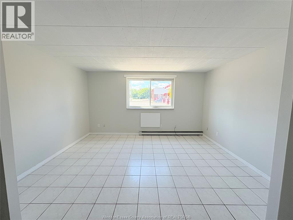 892 Campbell Unit# 1,2 Or 6, Windsor, ON - Indoor Photo Showing Other Room