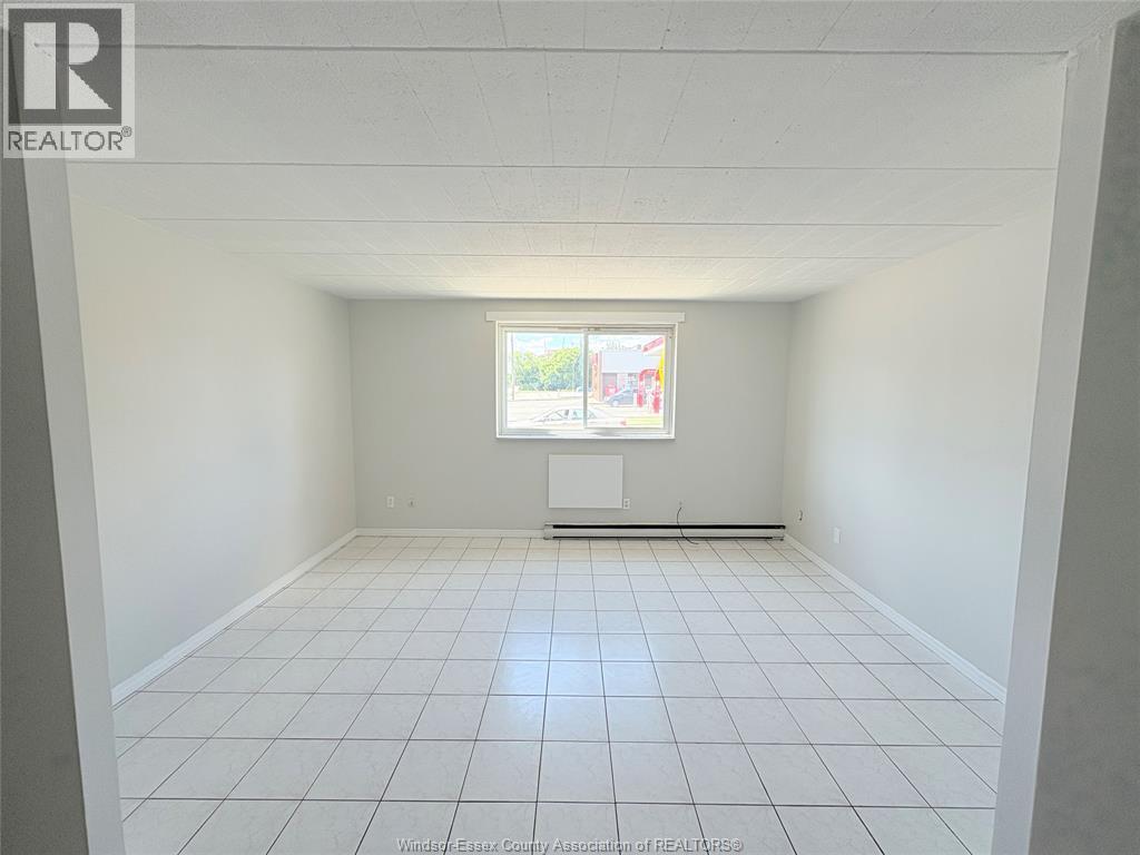 892 Campbell Unit# 1,2 Or 6, Windsor, ON - Indoor Photo Showing Other Room