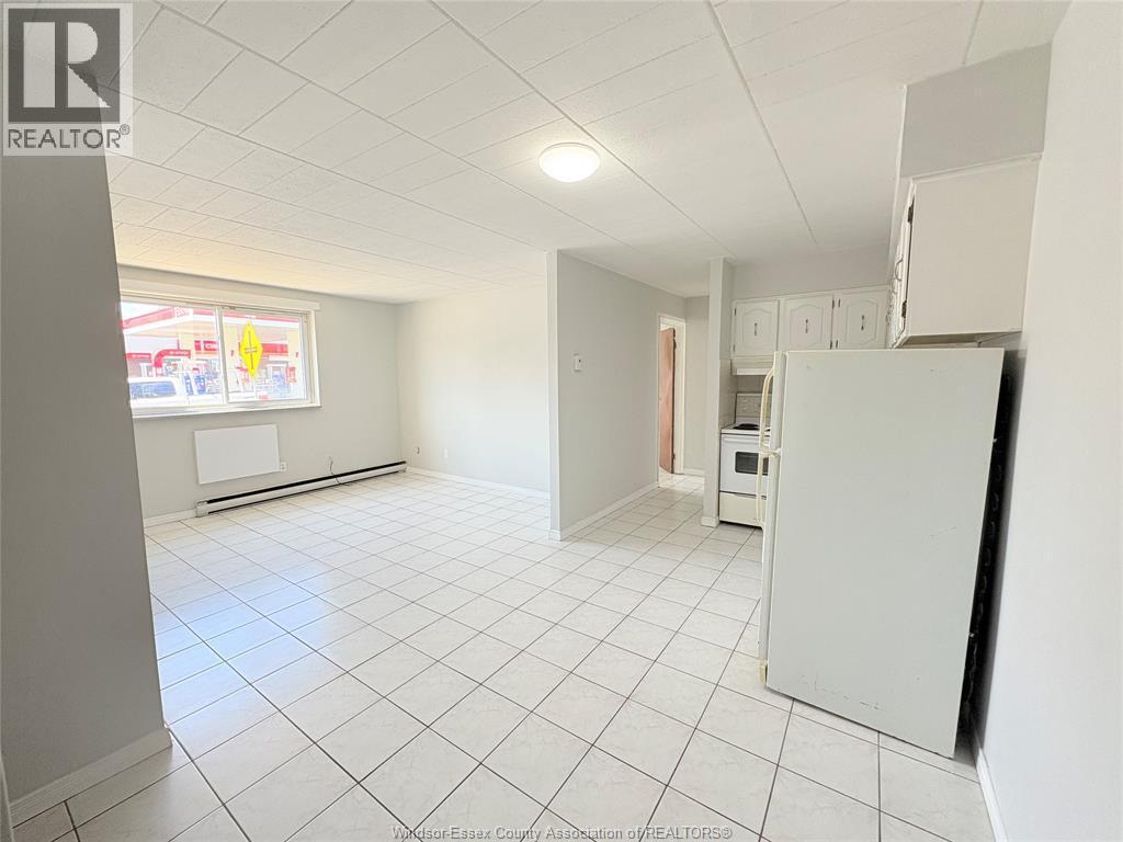 892 Campbell Unit# 1,2 Or 6, Windsor, ON - Indoor Photo Showing Other Room