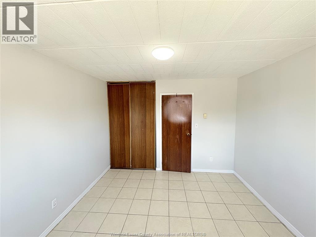 892 Campbell Unit# 1,2 Or 6, Windsor, ON - Indoor Photo Showing Other Room