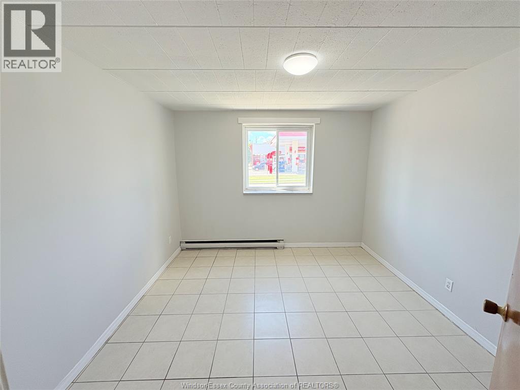 892 Campbell Unit# 1,2 Or 6, Windsor, ON - Indoor Photo Showing Other Room