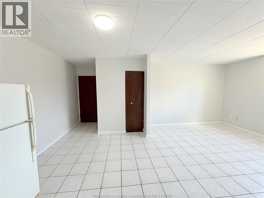 892 Campbell Unit# 1,2 Or 6, Windsor, ON - Indoor Photo Showing Other Room