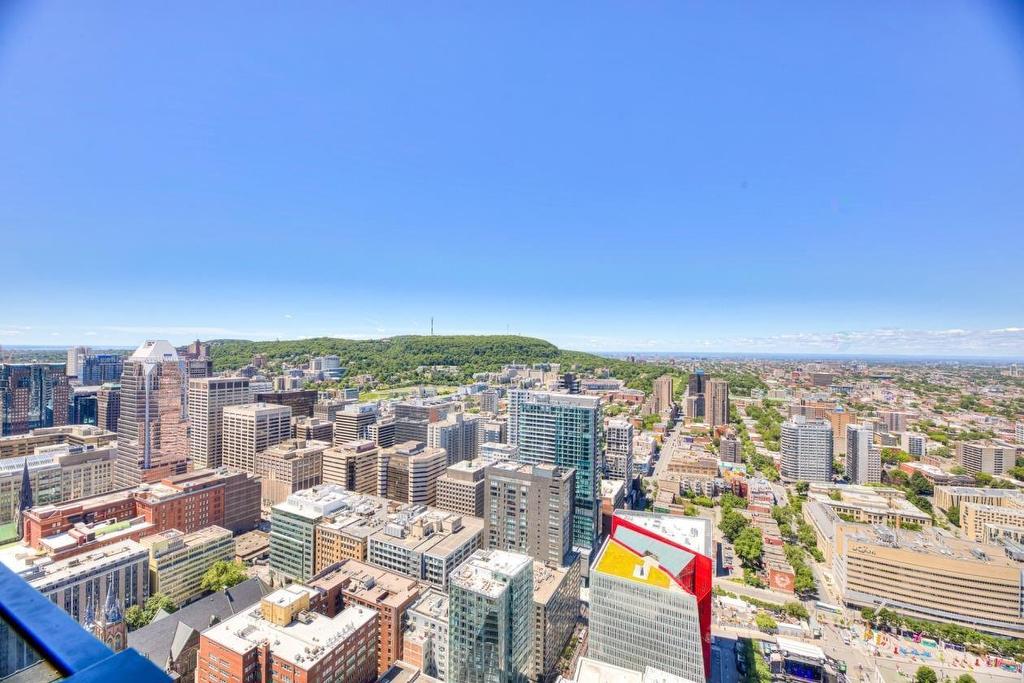 View - 5106-1245 Rue De Bleury, Montréal (Ville-Marie), QC - Outdoor With View