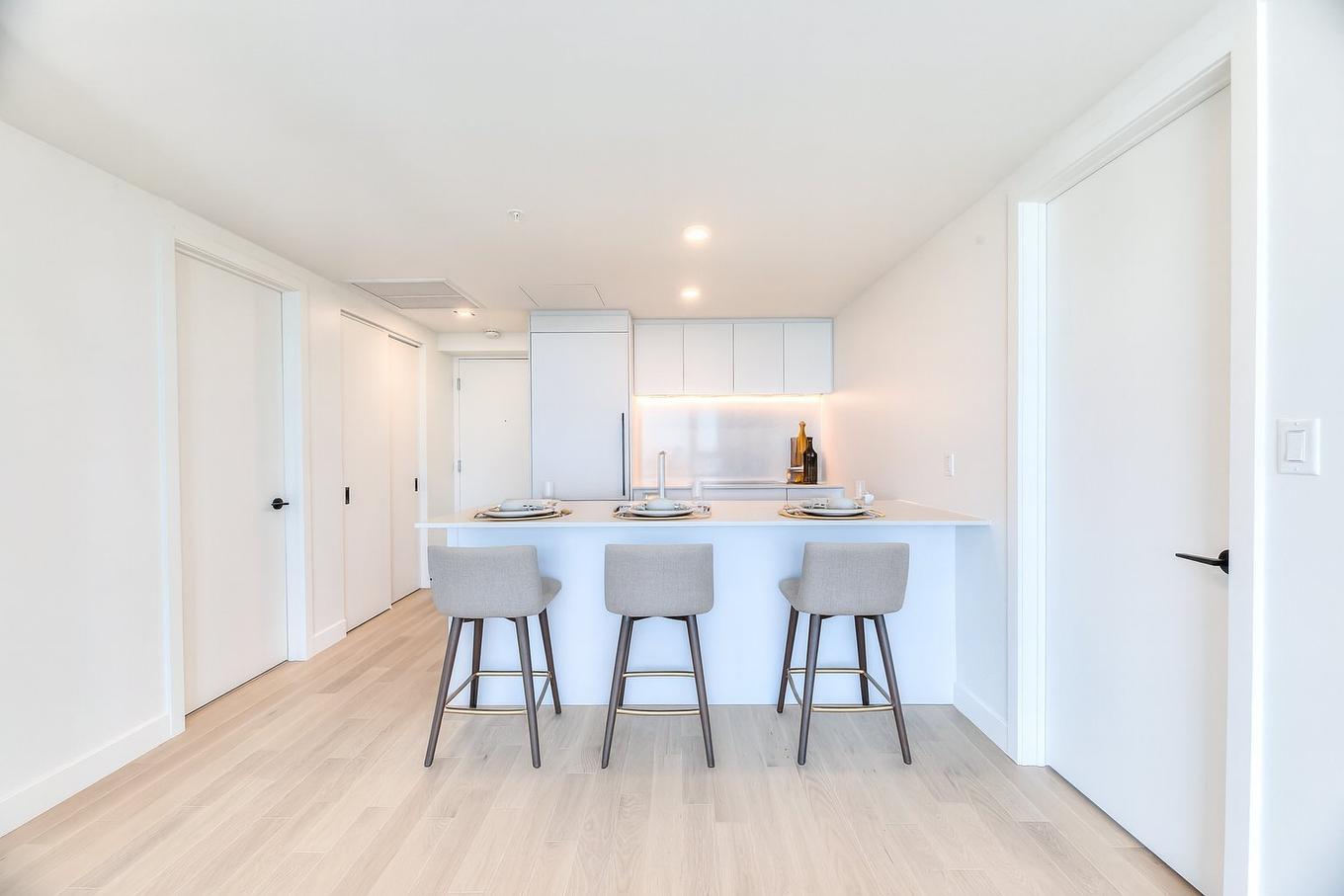 Kitchen - 5106-1245 Rue De Bleury, Montréal (Ville-Marie), QC - Indoor Photo Showing Other Room