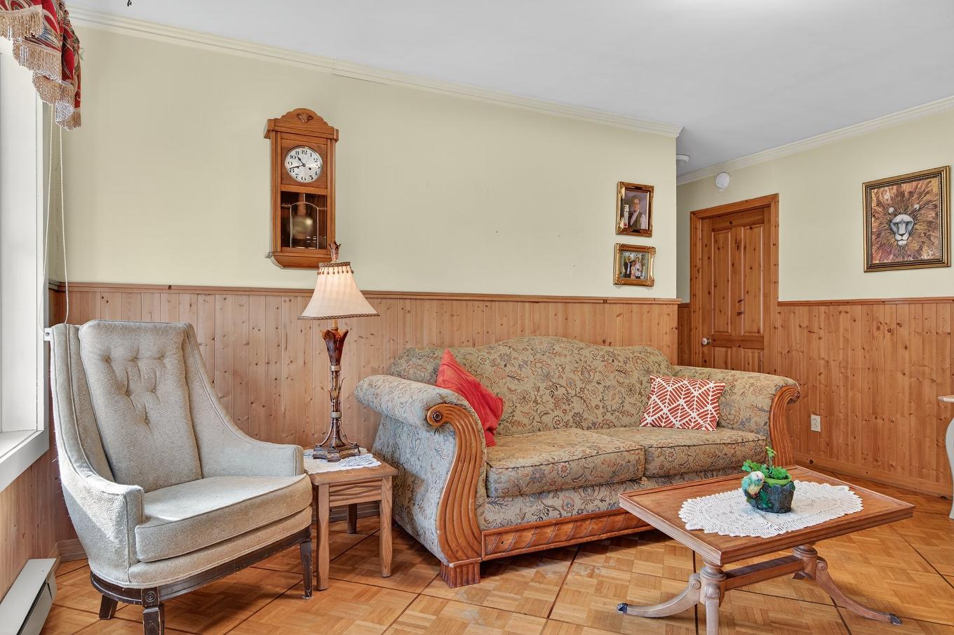 Salon - 26 Rue Des Pionniers, La Macaza, QC - Indoor Photo Showing Living Room