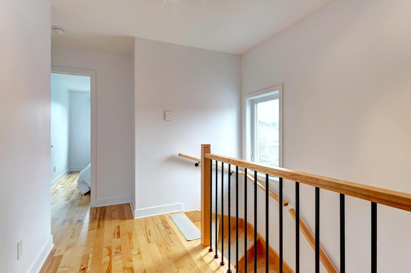 Escalier - 615 4E Avenue, Laval (Fabreville), QC - Indoor Photo Showing Other Room