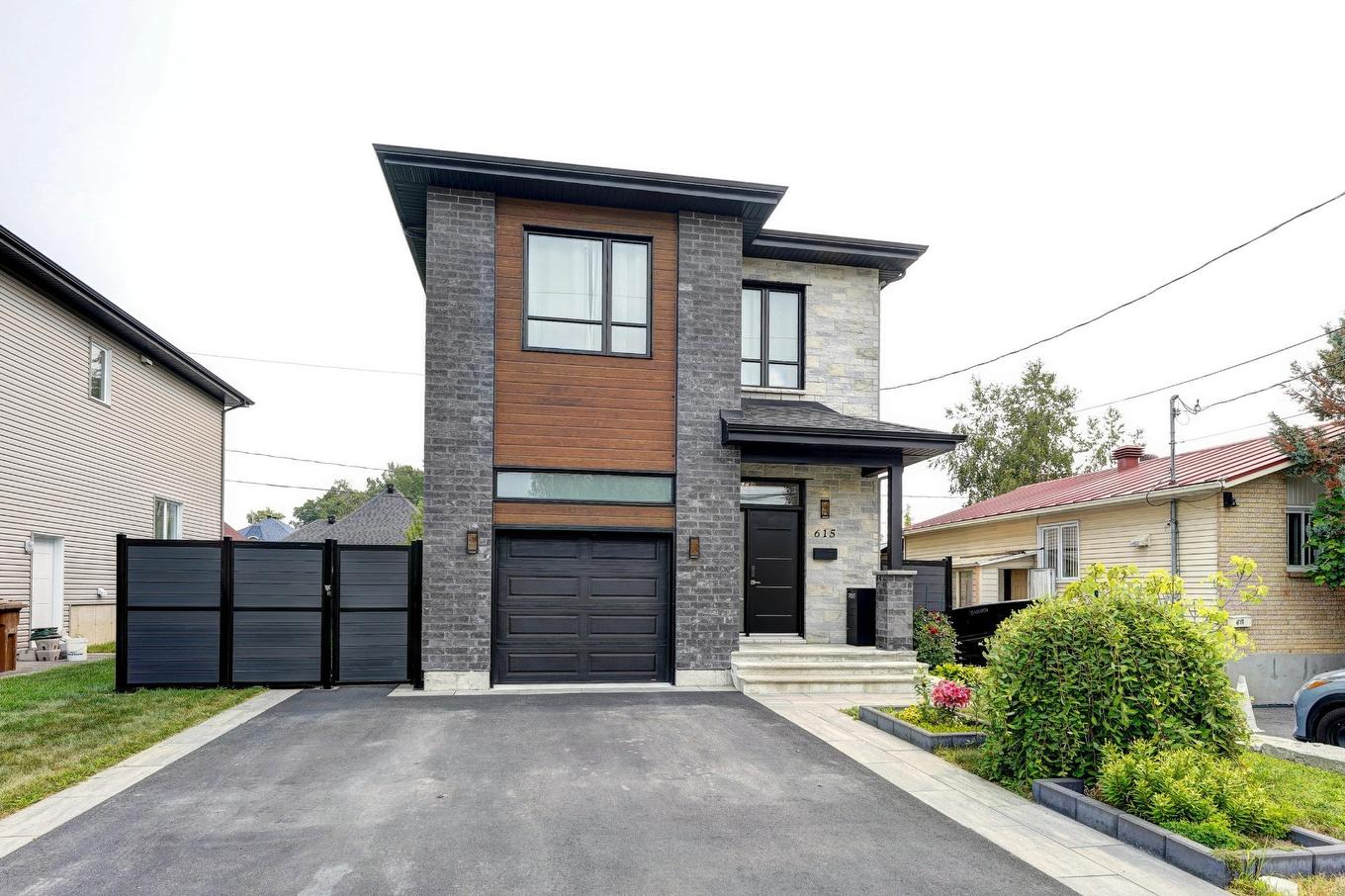 Façade - 615 4E Avenue, Laval (Fabreville), QC - Outdoor With Facade