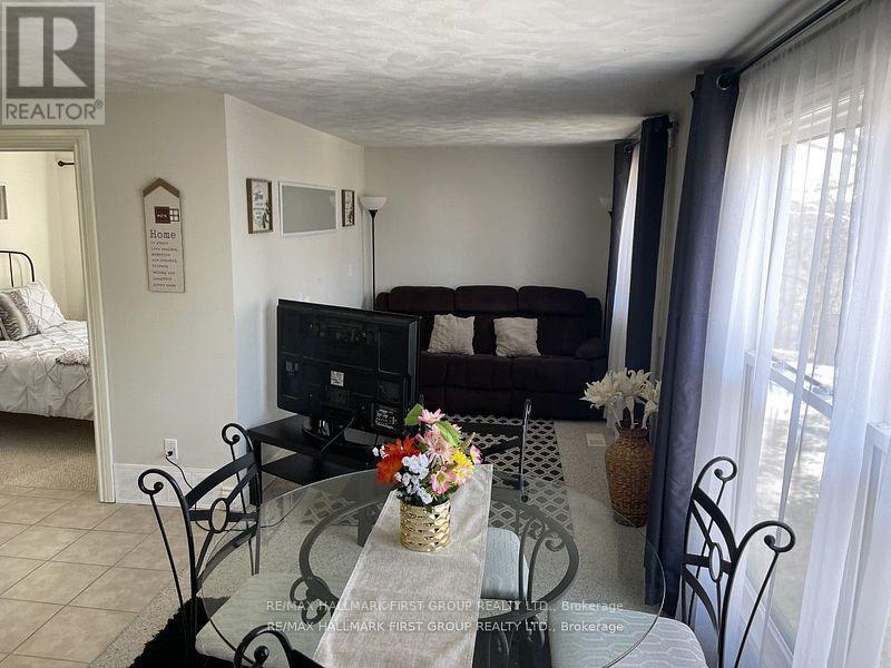 Upper - 26 Whiting Avenue, Oshawa, ON - Indoor