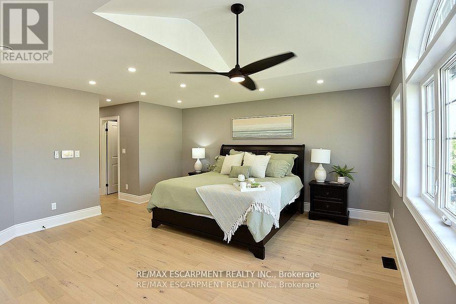 796 Highway 6, Haldimand, ON - Indoor Photo Showing Bedroom