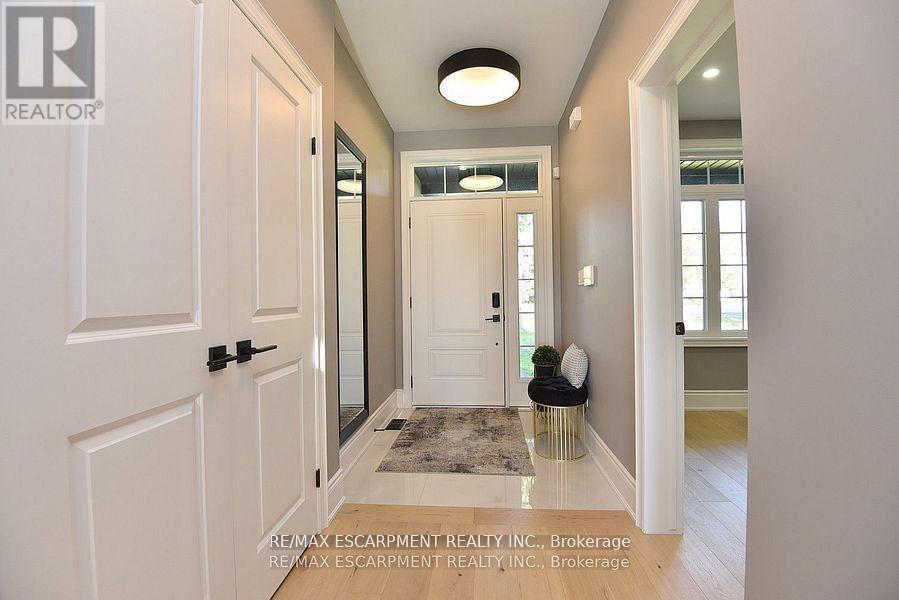 796 Highway 6, Haldimand, ON - Indoor Photo Showing Other Room