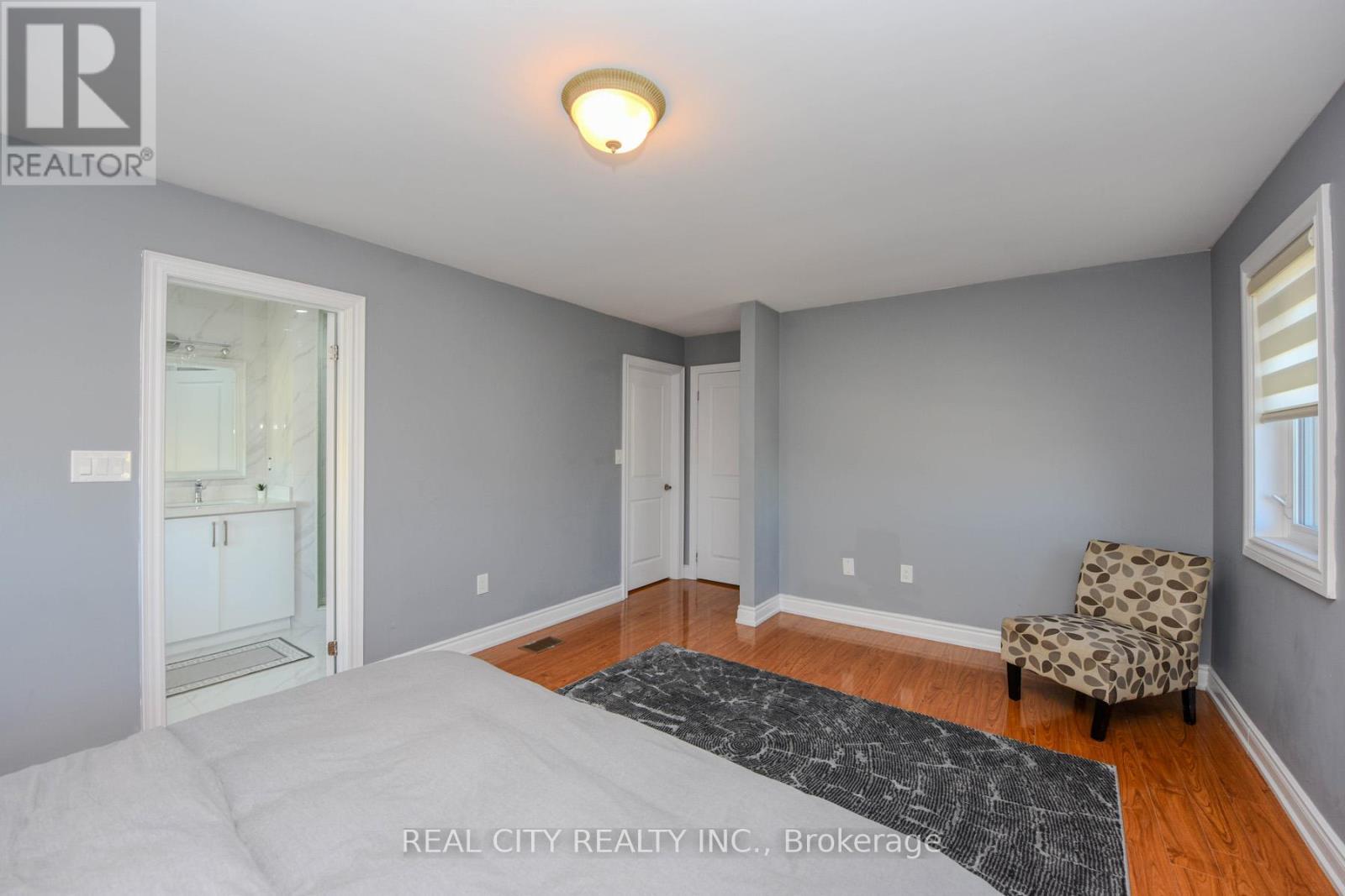 7020 Black Walnut Trail, Mississauga, ON - Indoor