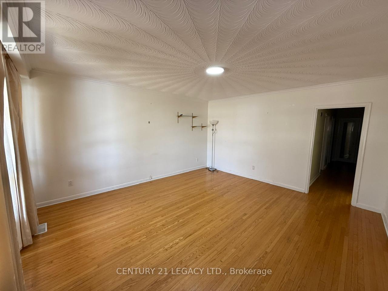 (Upper) - 18 Harper Road, Brampton, ON - Indoor Photo Showing Other Room