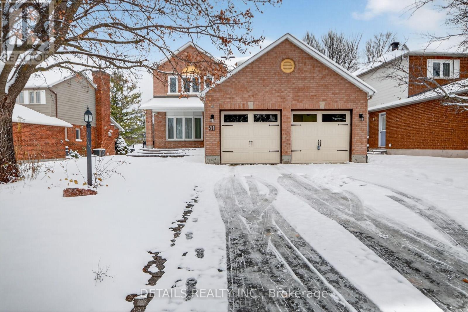 41 Weslock Way, Ottawa, ON - Outdoor With Facade