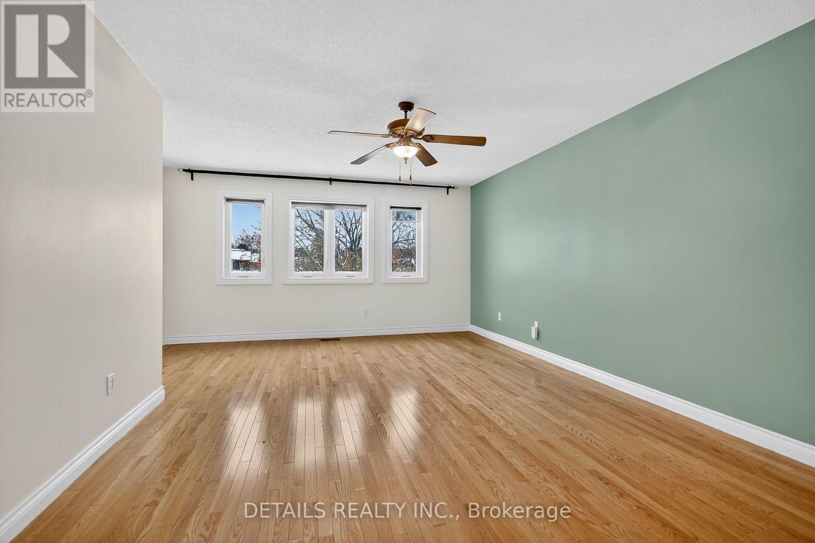 41 Weslock Way, Ottawa, ON - Indoor Photo Showing Other Room