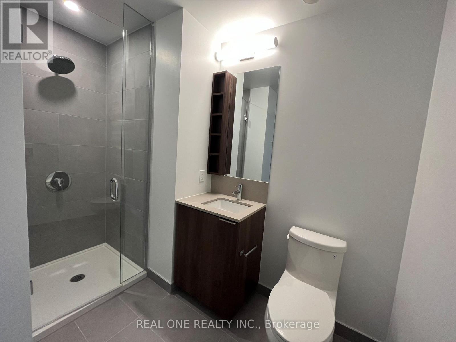 1602 - 1000 Portage Parkway, Vaughan, ON - Indoor Photo Showing Bathroom
