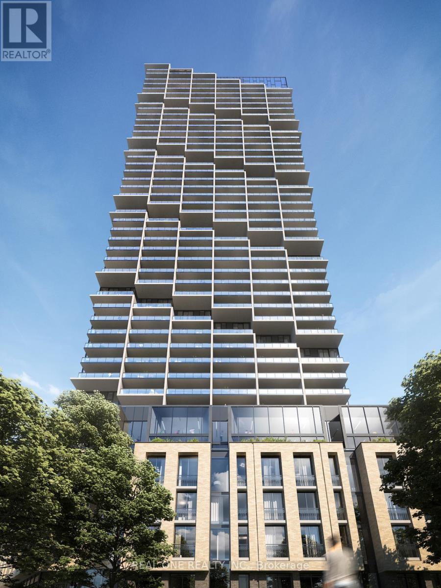 1602 - 1000 Portage Parkway, Vaughan, ON - Outdoor With Facade