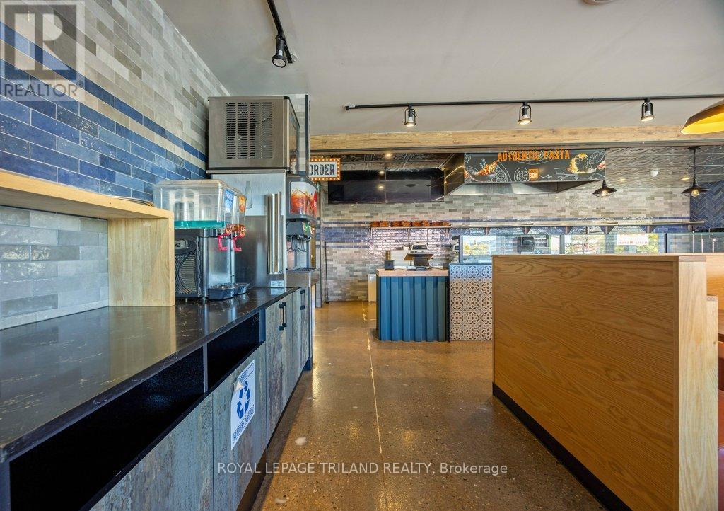 985 Talbot Street, St. Thomas, ON