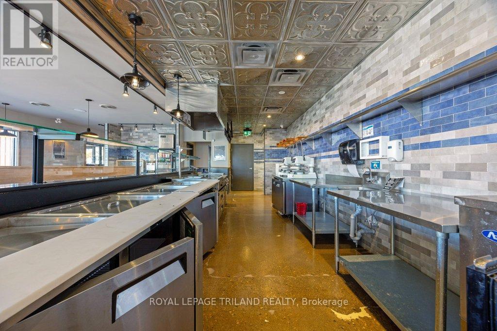 985 Talbot Street, St. Thomas, ON