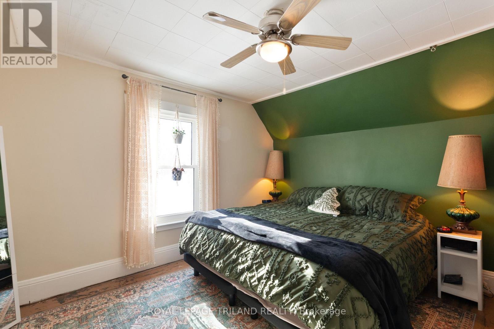 Primary Bedroom - 9664 Belmont Road, Central Elgin (New Sarum), ON - Indoor Photo Showing Bedroom