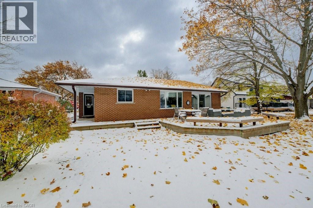 66 Water Street, Ayr, ON - Outdoor