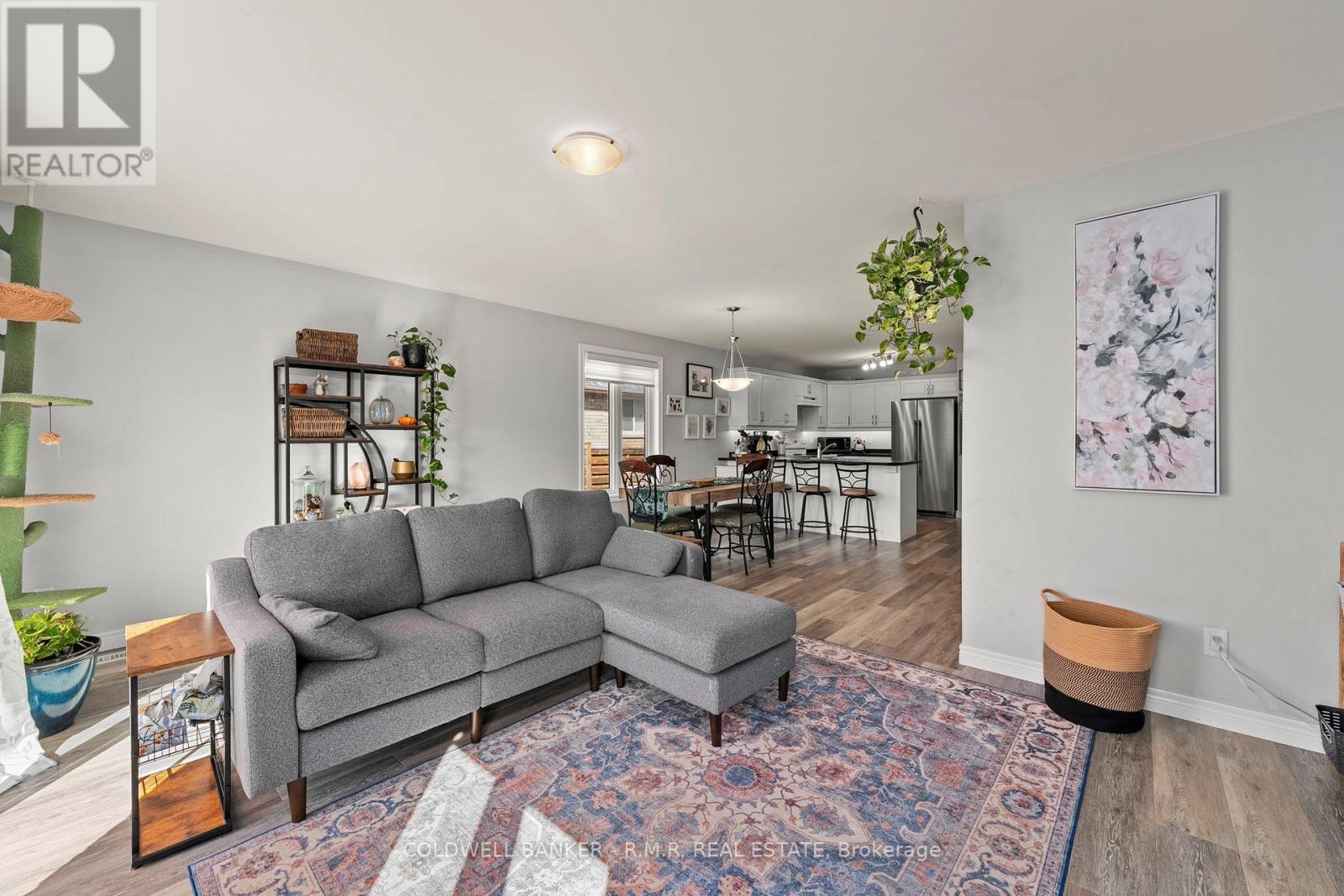 13 Noah Lane, Asphodel-Norwood, ON - Indoor Photo Showing Living Room