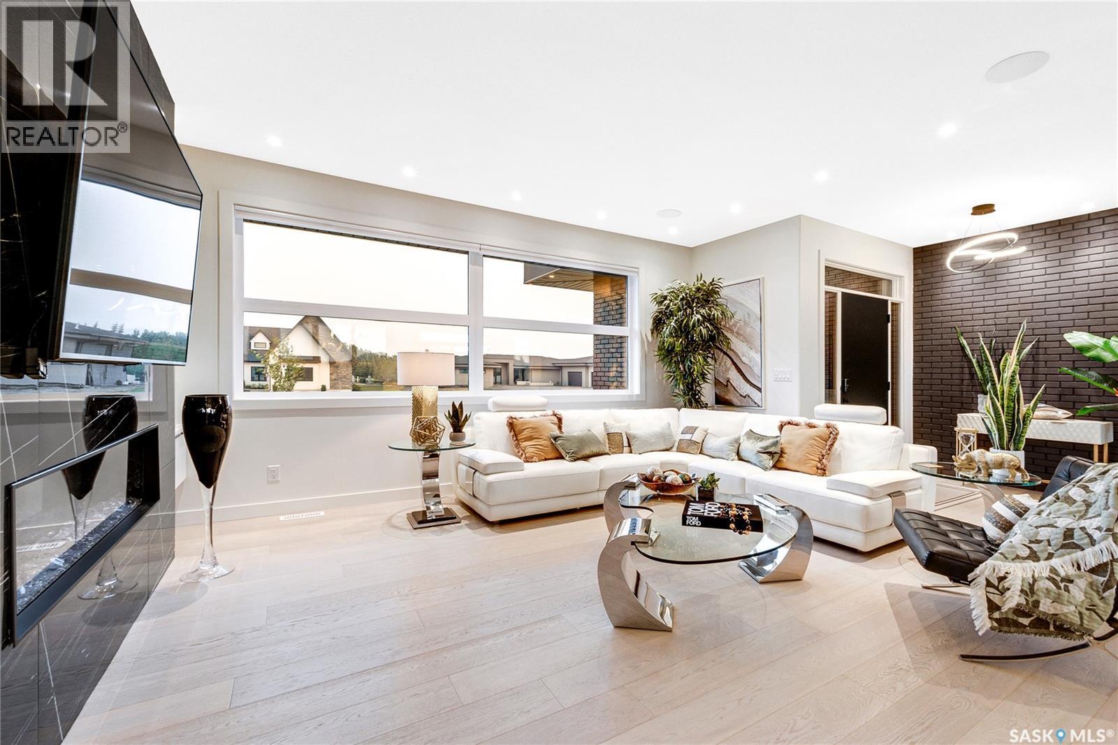 225 Edgemont Crescent, Corman Park Rm No. 344, SK - Indoor Photo Showing Living Room