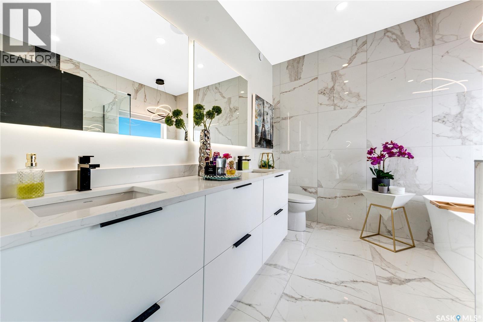 225 Edgemont Crescent, Corman Park Rm No. 344, SK - Indoor Photo Showing Bathroom