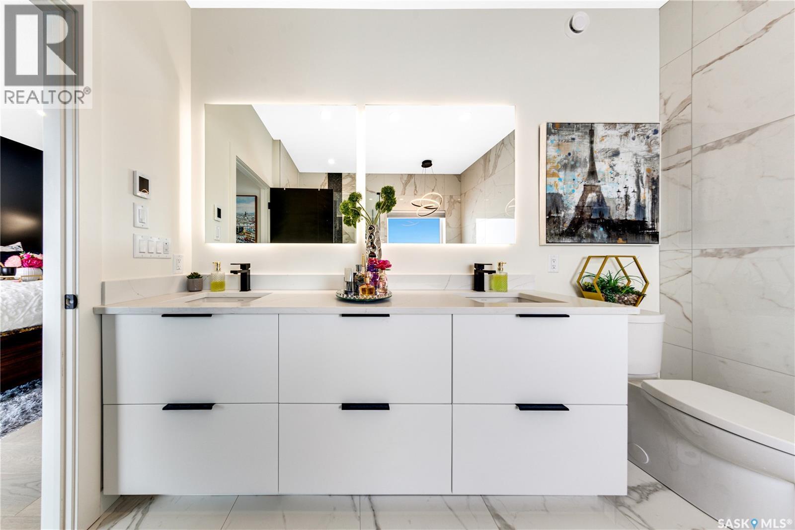 225 Edgemont Crescent, Corman Park Rm No. 344, SK - Indoor Photo Showing Bathroom