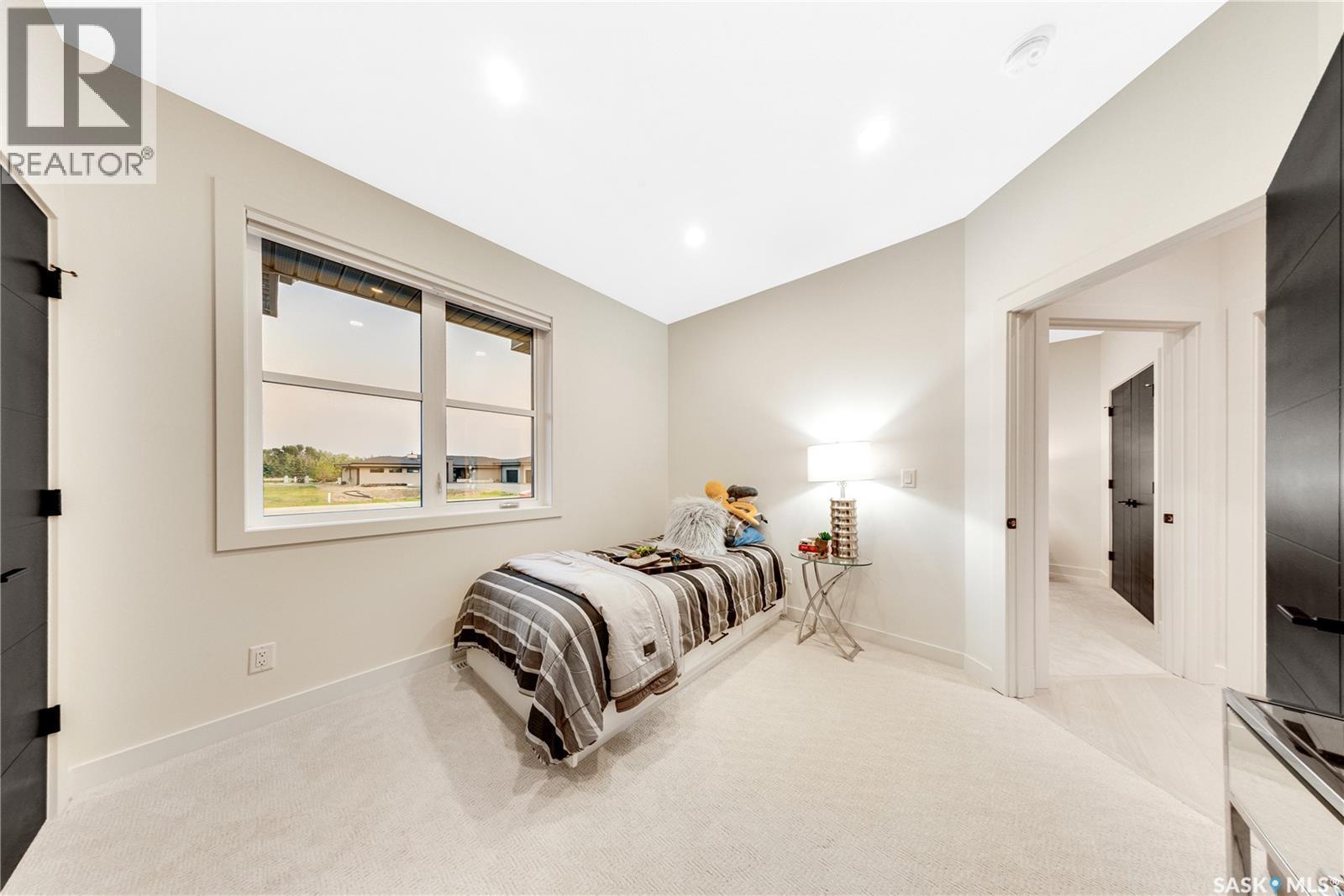 225 Edgemont Crescent, Corman Park Rm No. 344, SK - Indoor Photo Showing Bedroom