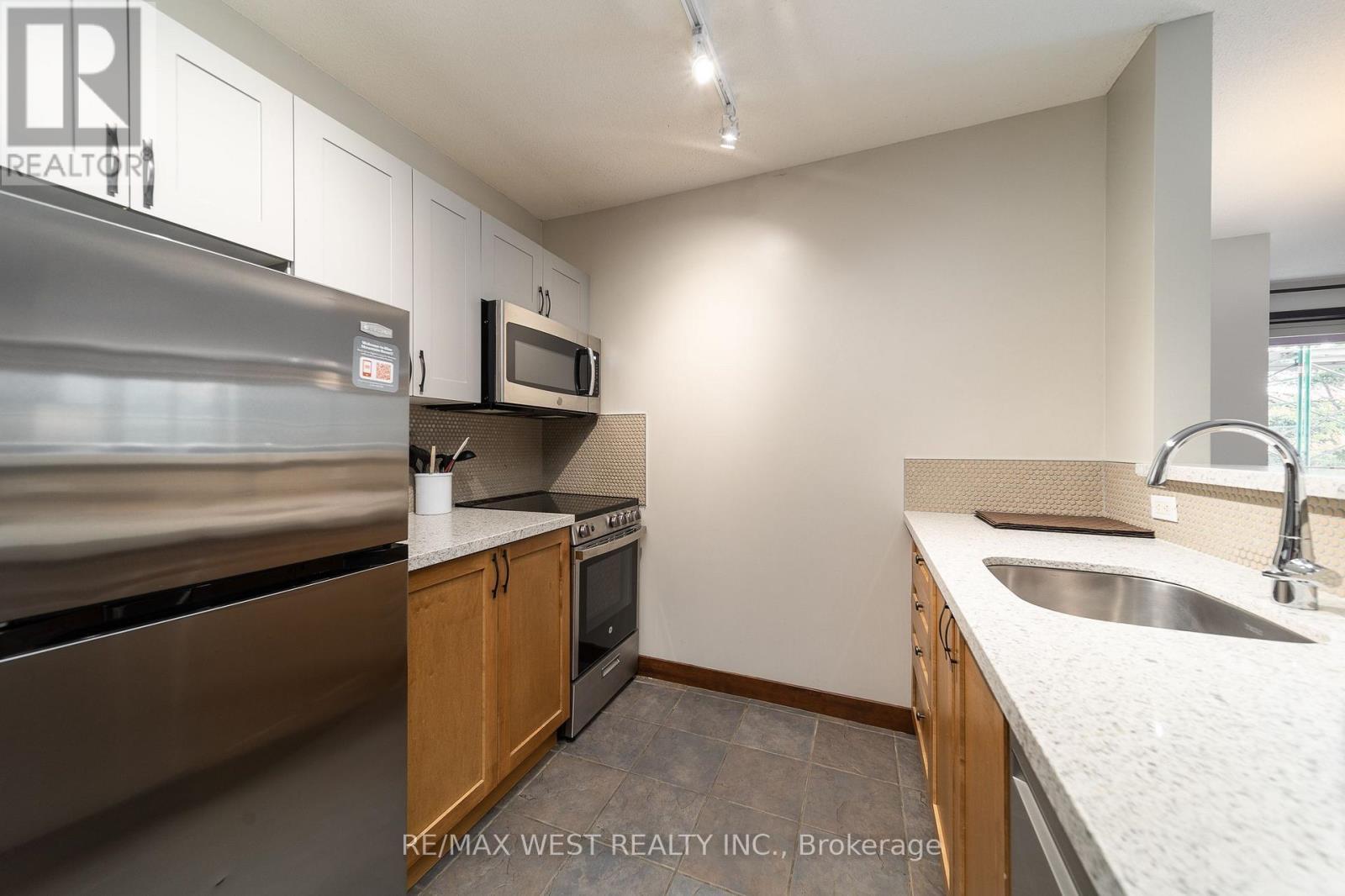 Kitchen - 232 - 152 Jozo Weider Boulevard, Blue Mountains, ON - Indoor Photo Showing Kitchen
