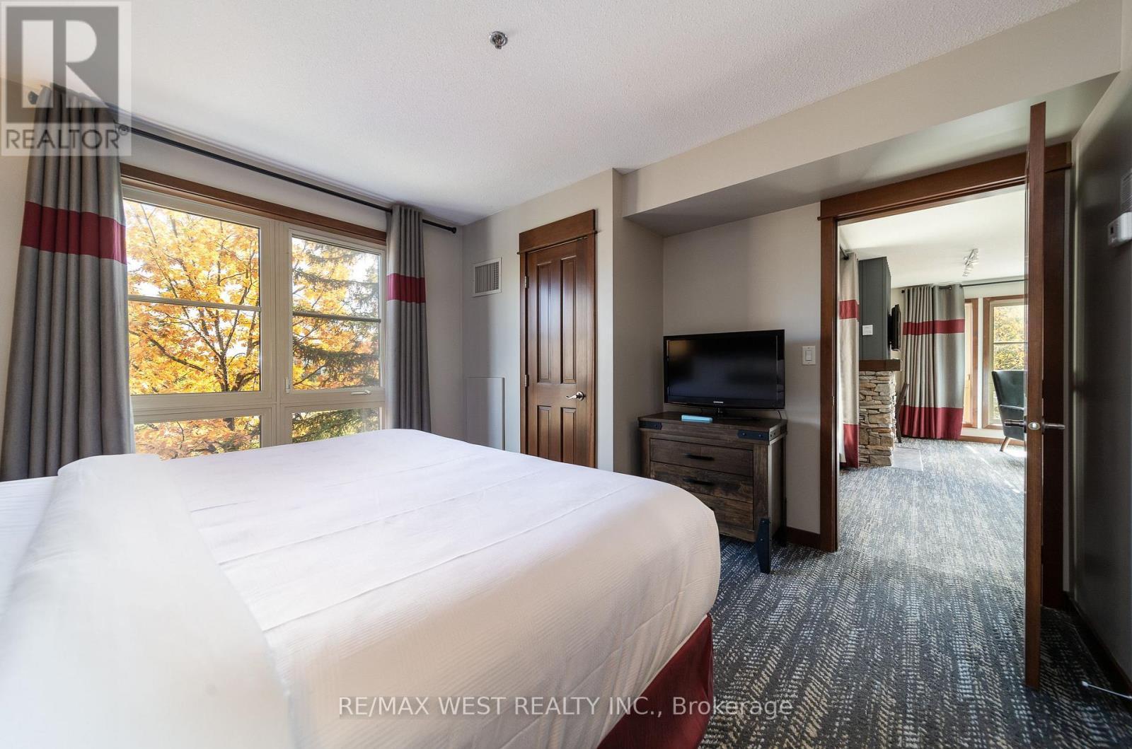 2nd bedroom - 232 - 152 Jozo Weider Boulevard, Blue Mountains, ON - Indoor Photo Showing Bedroom