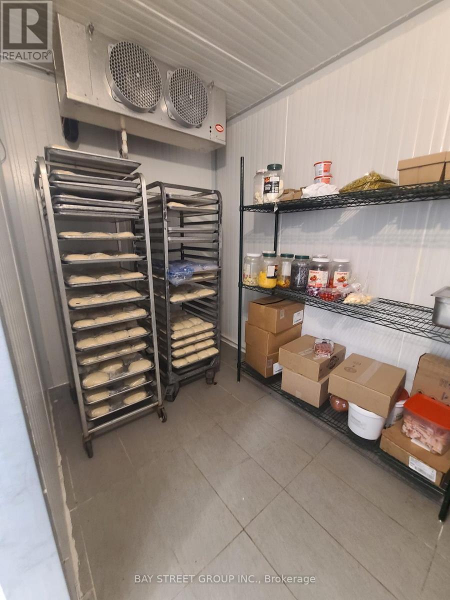 749 King Street E, Cambridge, ON