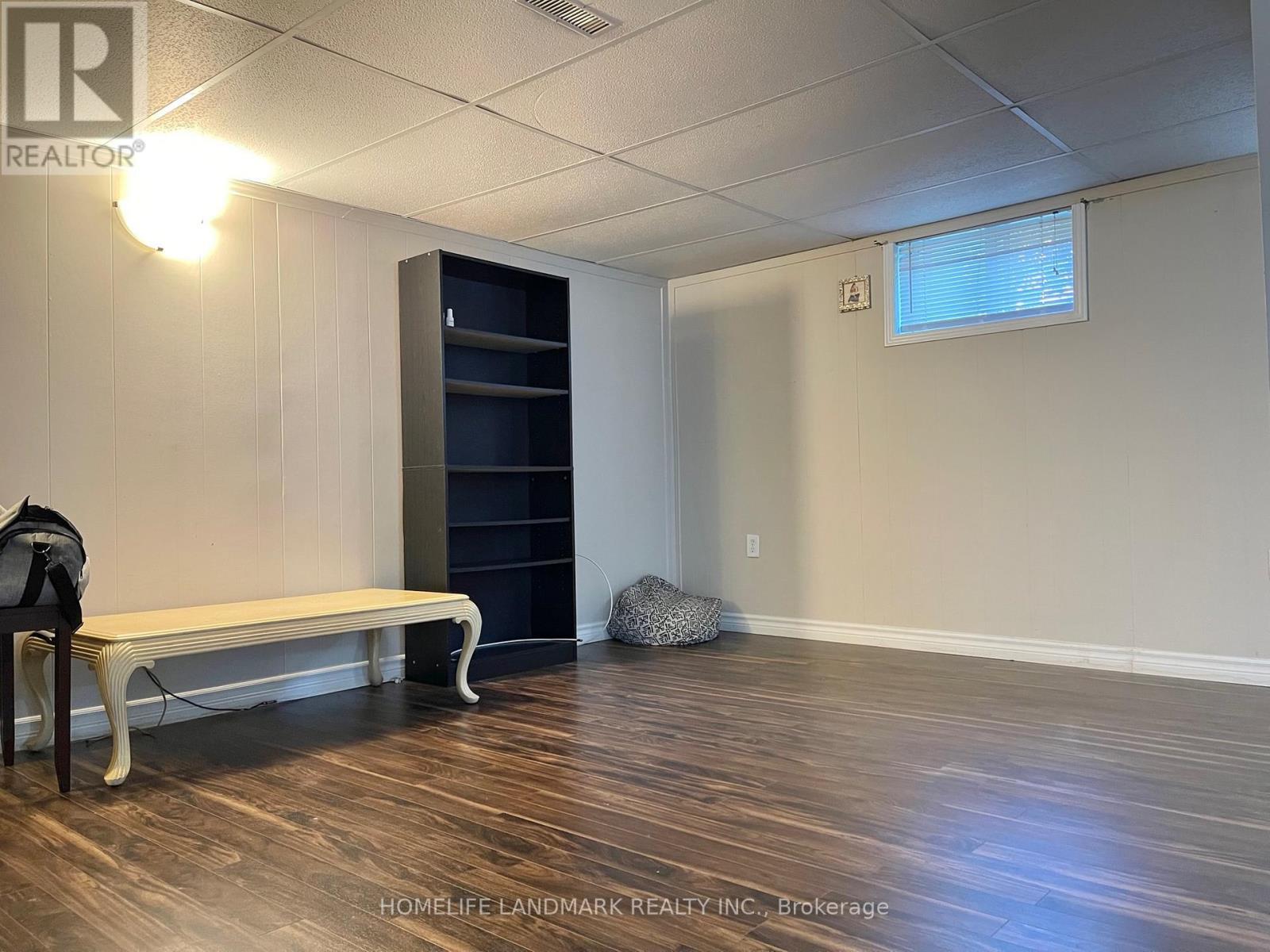 Bsmt - 31 Compton Drive, Toronto, ON - Indoor