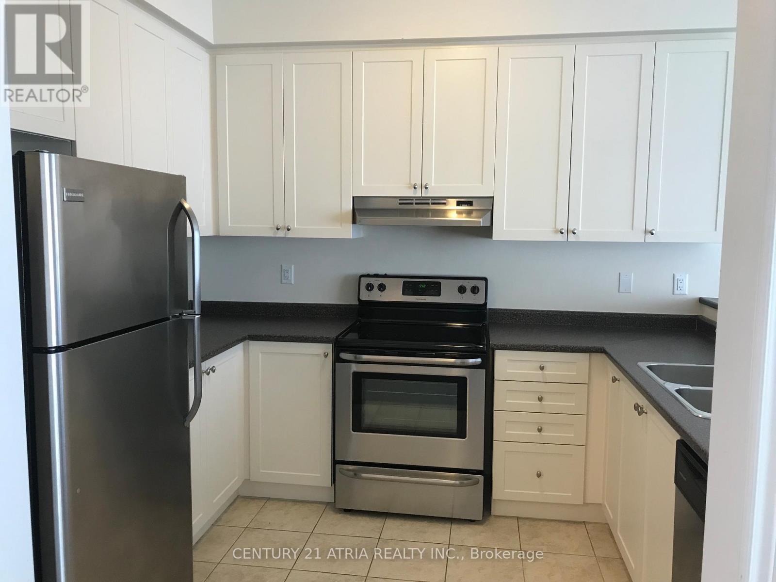 14 Sibbald Avenue, Markham, ON - Indoor Photo Showing Kitchen With Double Sink