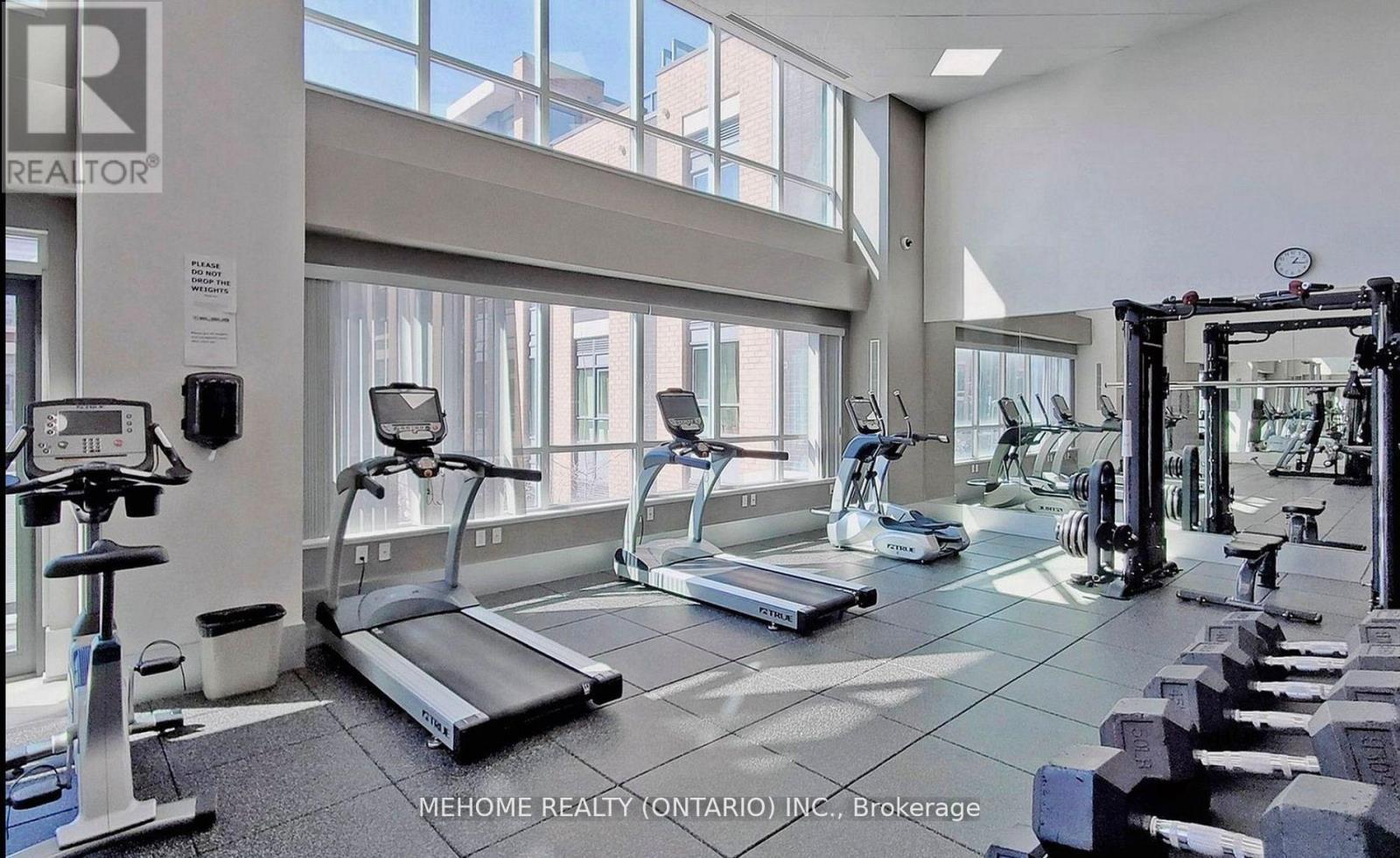 2103 - 110 Charles Street E, Toronto, ON - Indoor Photo Showing Gym Room