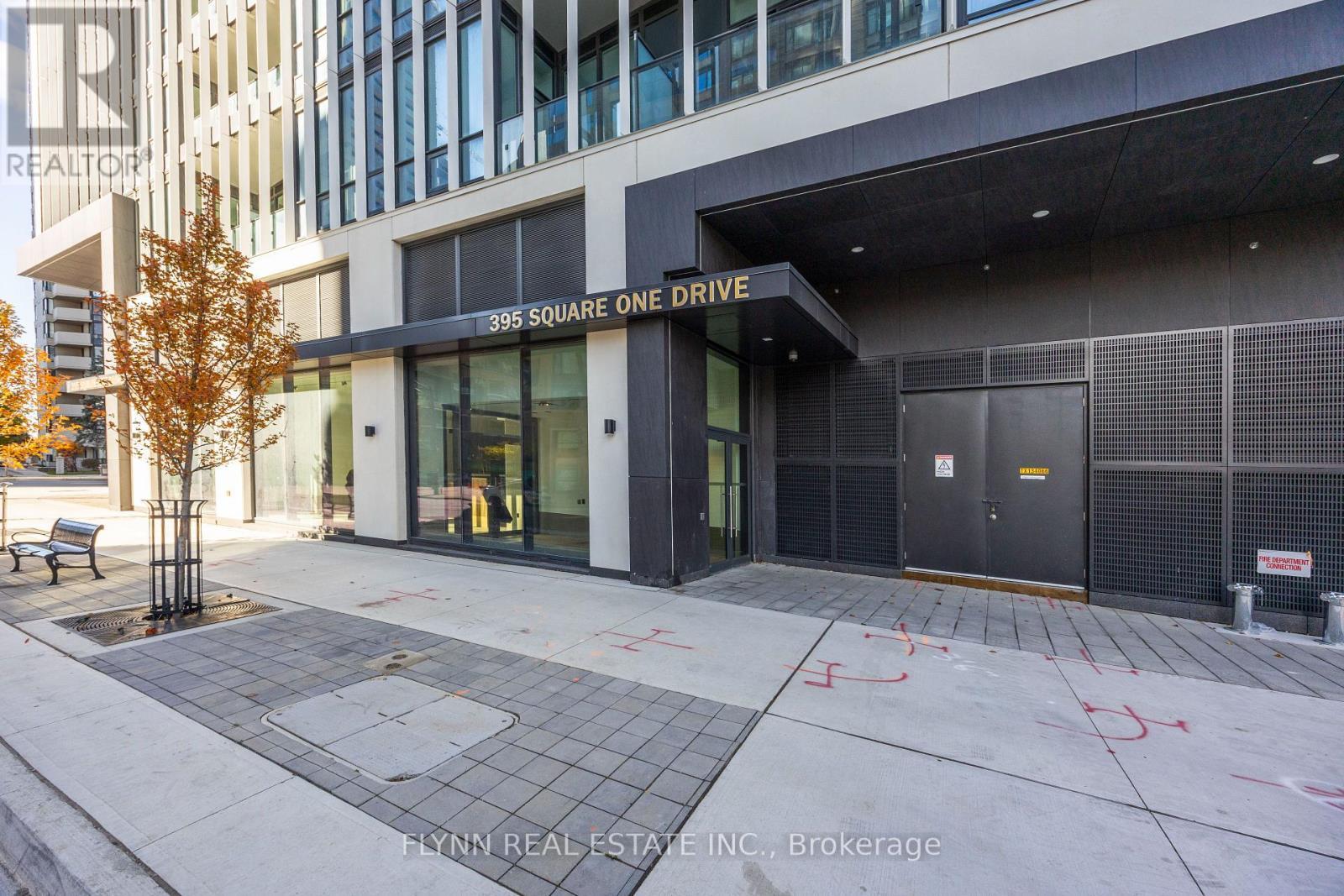 909 - 395 Square One Drive, Mississauga, ON - Outdoor With Balcony