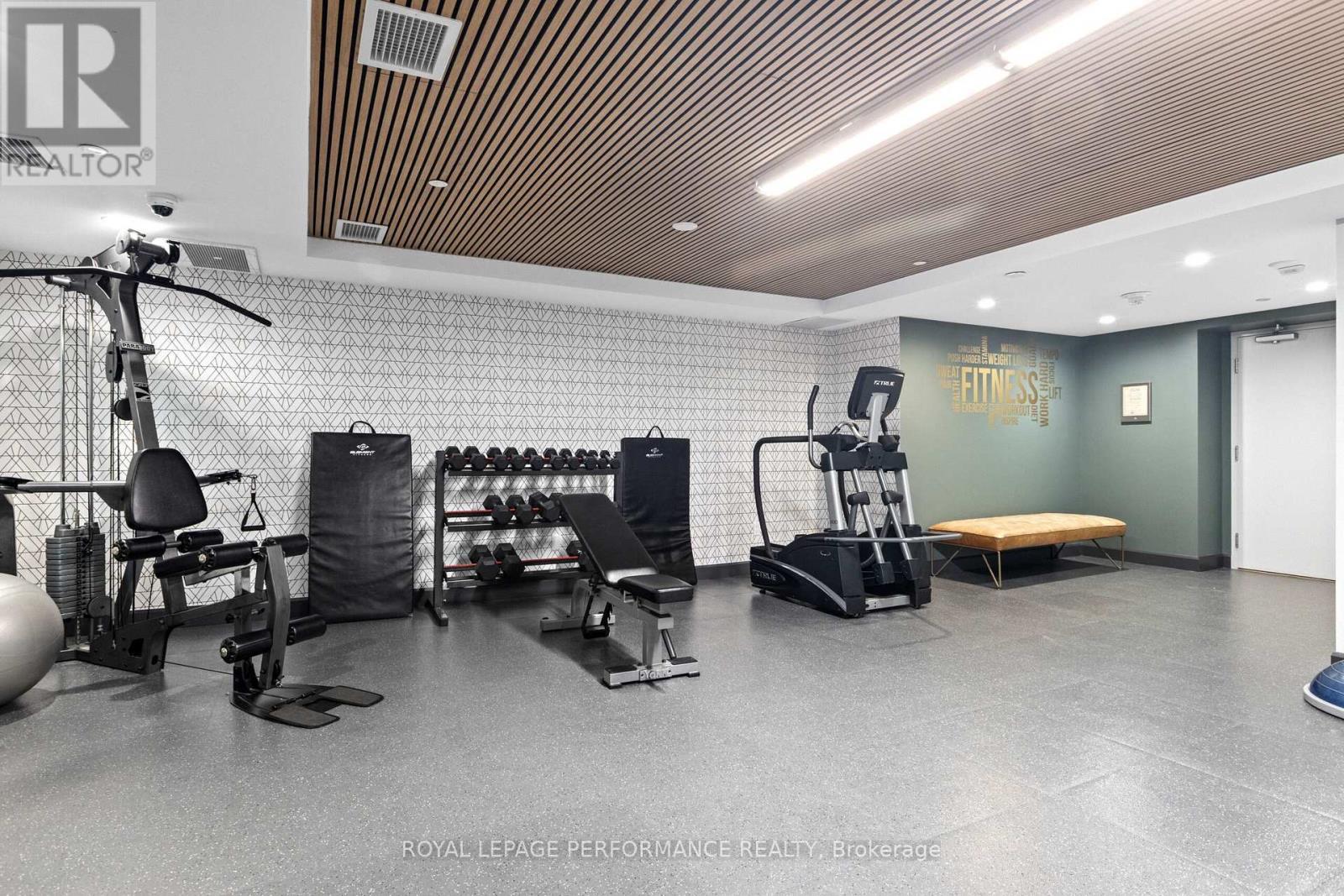 0804 - 518 Rochester Street, Ottawa, ON - Indoor Photo Showing Gym Room