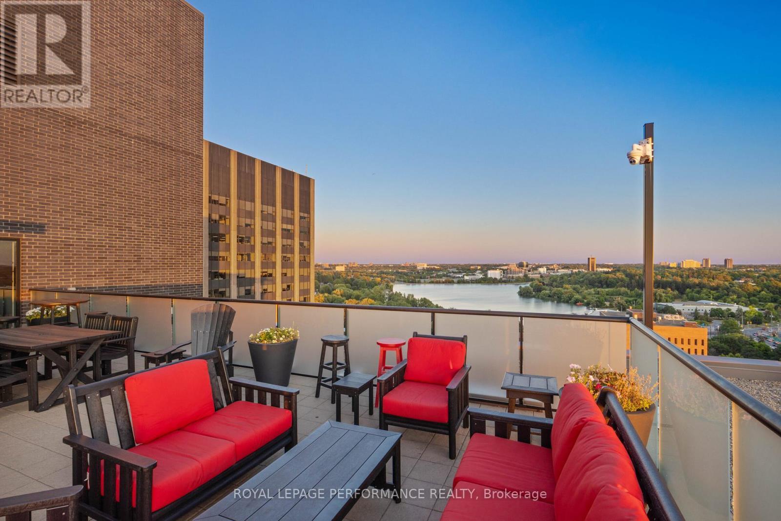 0804 - 518 Rochester Street, Ottawa, ON - Outdoor With Body Of Water With Deck Patio Veranda