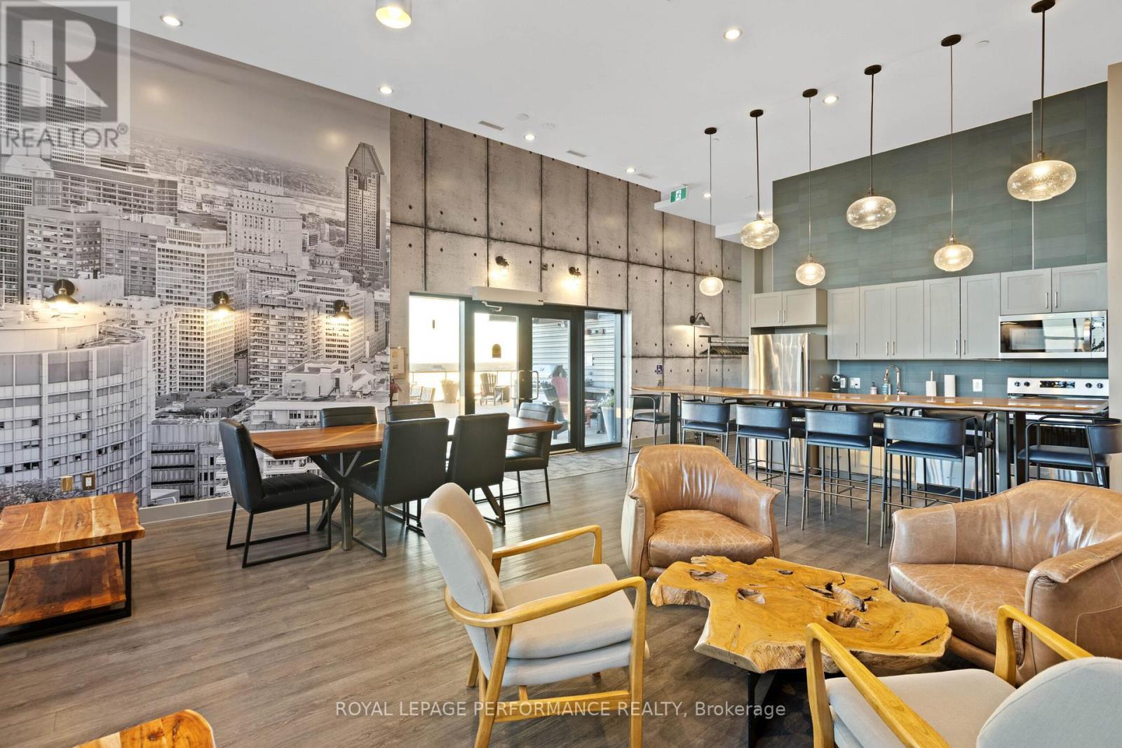 0804 - 518 Rochester Street, Ottawa, ON - Indoor