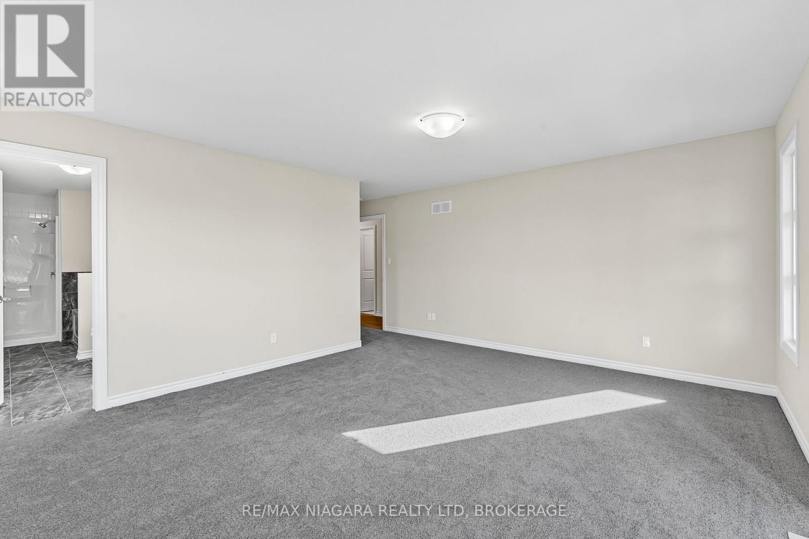 3219 Dominion Road, Fort Erie (Ridgeway), ON - Indoor Photo Showing Other Room