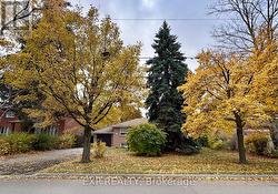 69 EDGAR AVENUE Richmond Hill, ON L4C 6K2