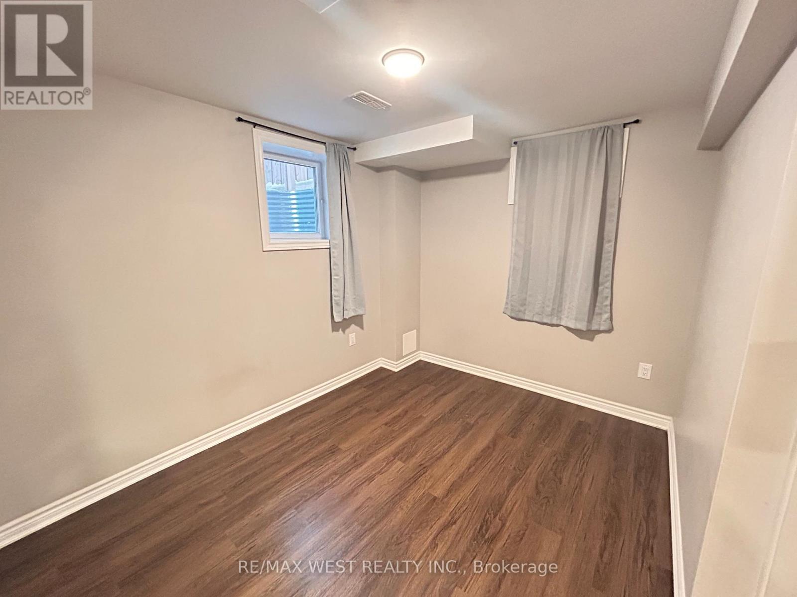 149 Sharpe Crescent, New Tecumseth, ON - Indoor Photo Showing Other Room