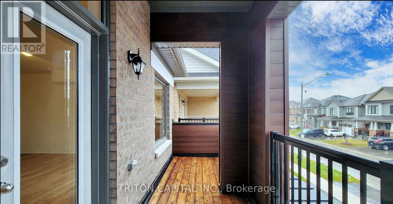 14 Bannister (Unit 1) Road, Barrie, ON - Outdoor With Exterior