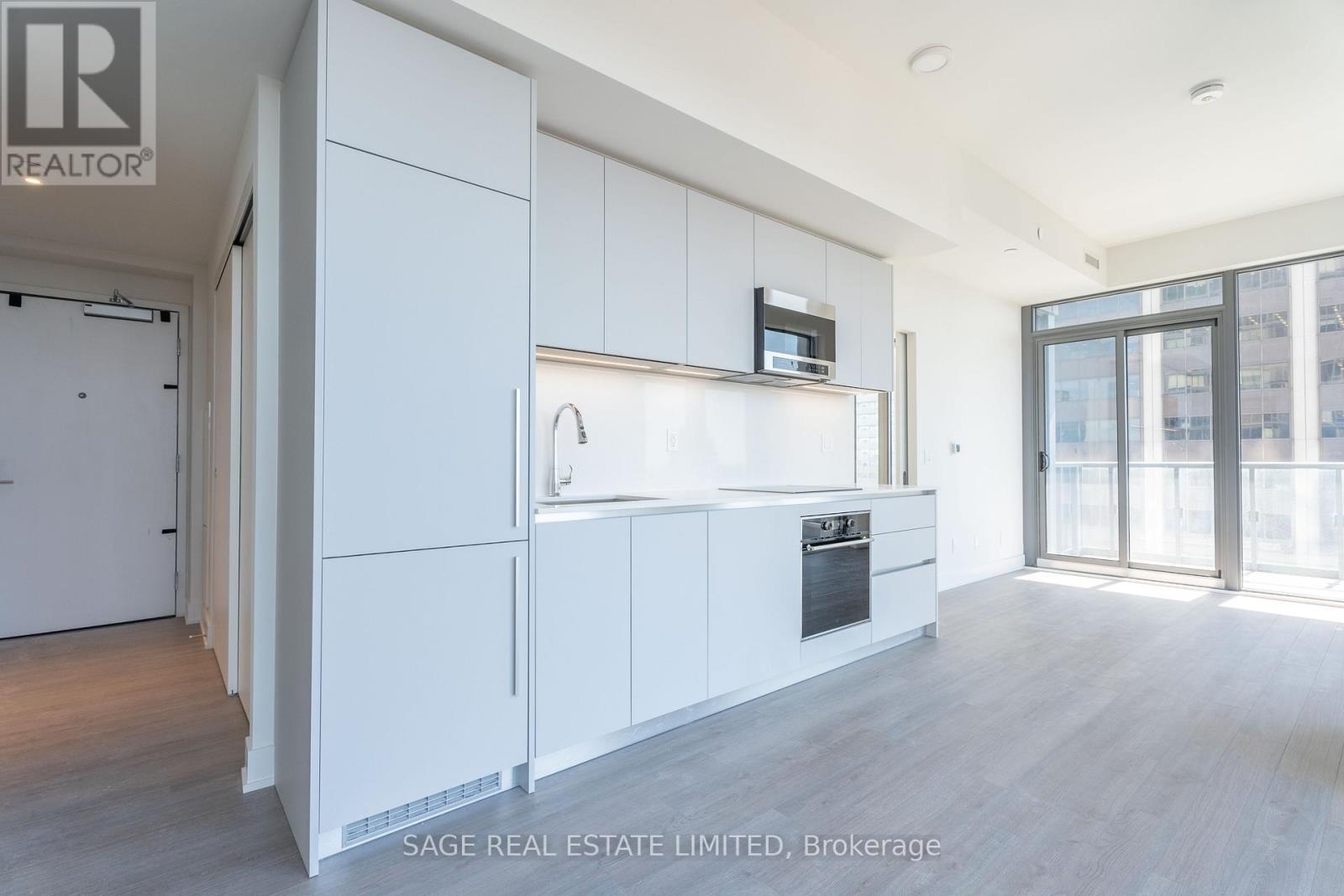 2903 - 8 Cumberland Street, Toronto, ON - Indoor