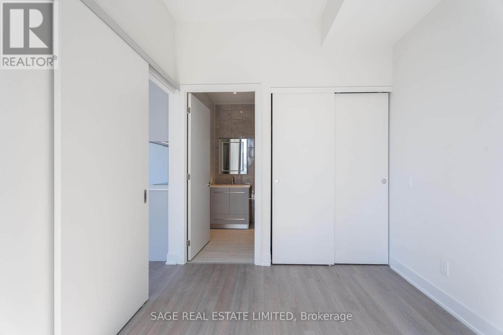 2903 - 8 Cumberland Street, Toronto, ON - Indoor Photo Showing Other Room